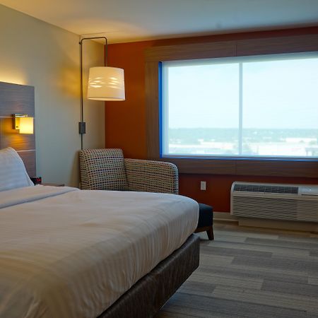 Holiday Inn Express & Suites Omaha - Millard Area, An Ihg Hotel Εξωτερικό φωτογραφία