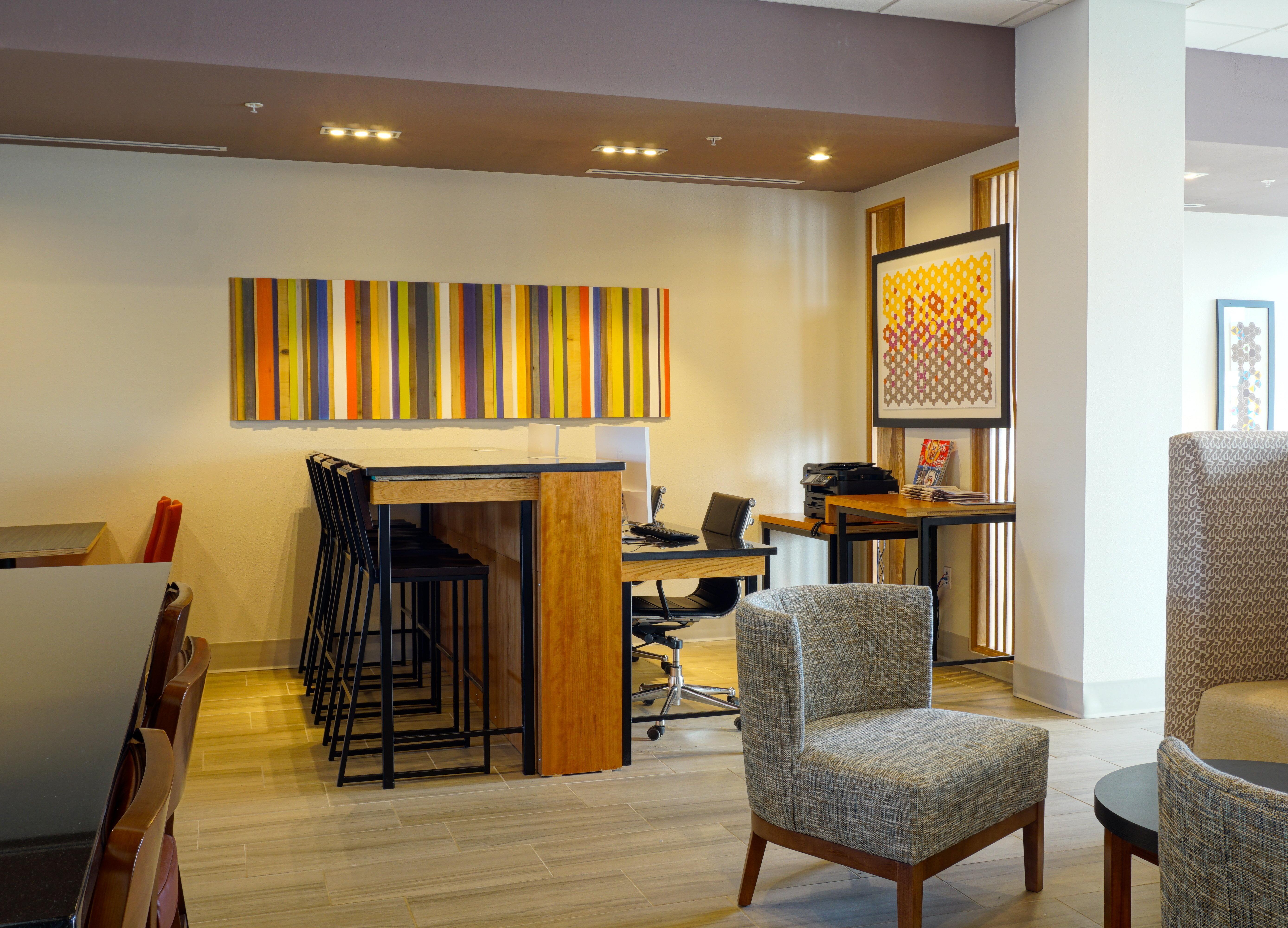 Holiday Inn Express & Suites Omaha - Millard Area, An Ihg Hotel Εξωτερικό φωτογραφία